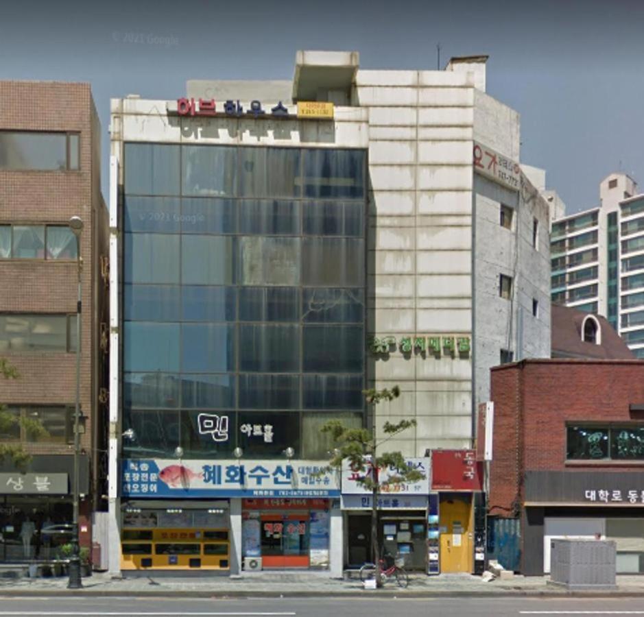 Hub House Livingtel Vandrarhem Seoul Exteriör bild