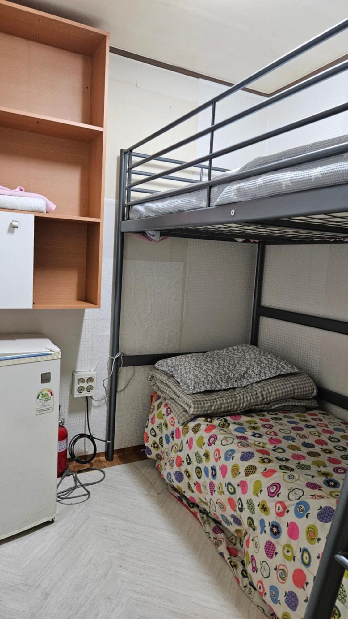 Hub House Livingtel Vandrarhem Seoul Exteriör bild